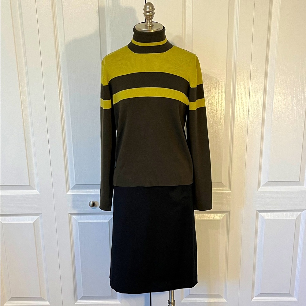 Simon Chang silk blend sweater